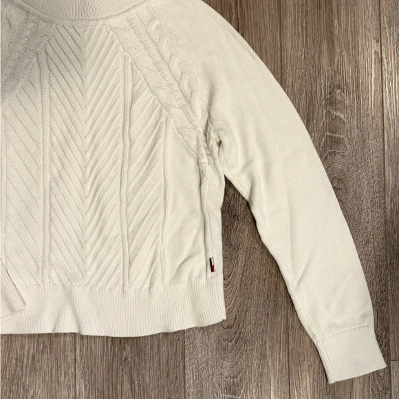 Tommy Hilfiger Off-White Turtleneck Sweater - Picture 2 of 8